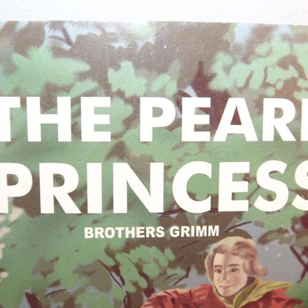 The Pearl Princess, Classics Illustrated Junior Comic Book, No. 570 - Picture 8 of 10